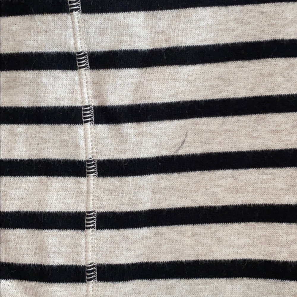 Sweater - Picture 3 of 3